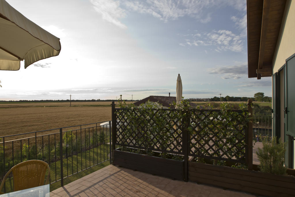 Penzion Agriturismo Fiumi Uniti Lido di Dante Exteriér fotografie